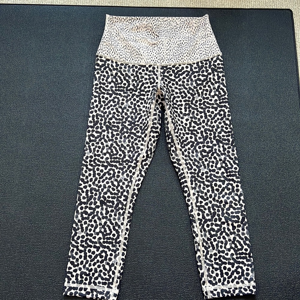 Lululemon 3/4 Leggings